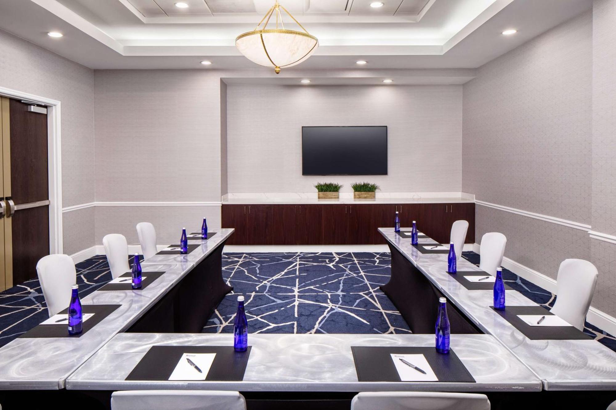 Hilton Garden Inn Washington Dc Downtown Εξωτερικό φωτογραφία